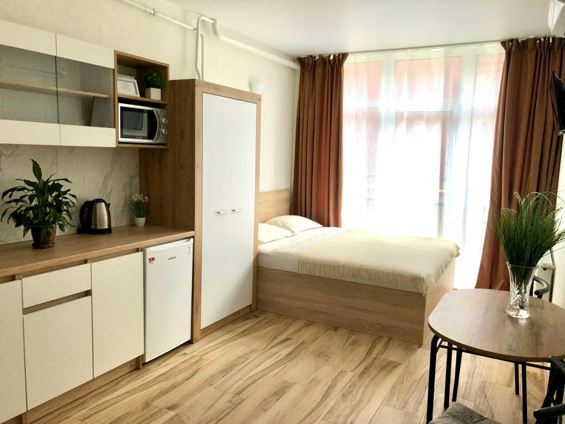 Osapart Hotel In A Complex Semycvit 4 Lviv Buitenkant foto