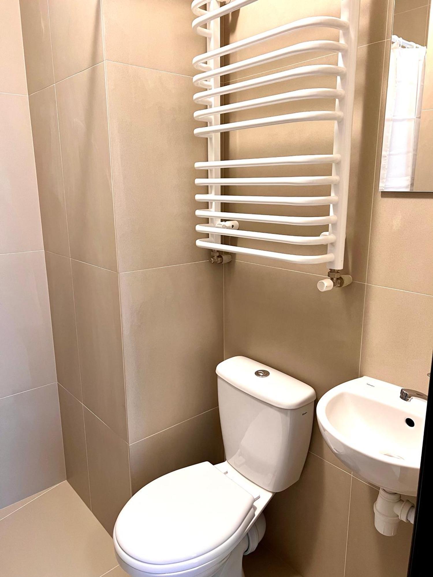 Osapart Hotel In A Complex Semycvit 4 Lviv Buitenkant foto
